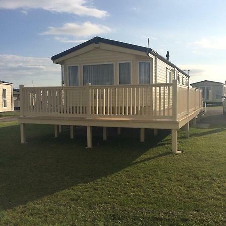 M68 3 Bedroom, 6 Berth Caravan Sand Le Mere Tunstall  エクステリア 写真